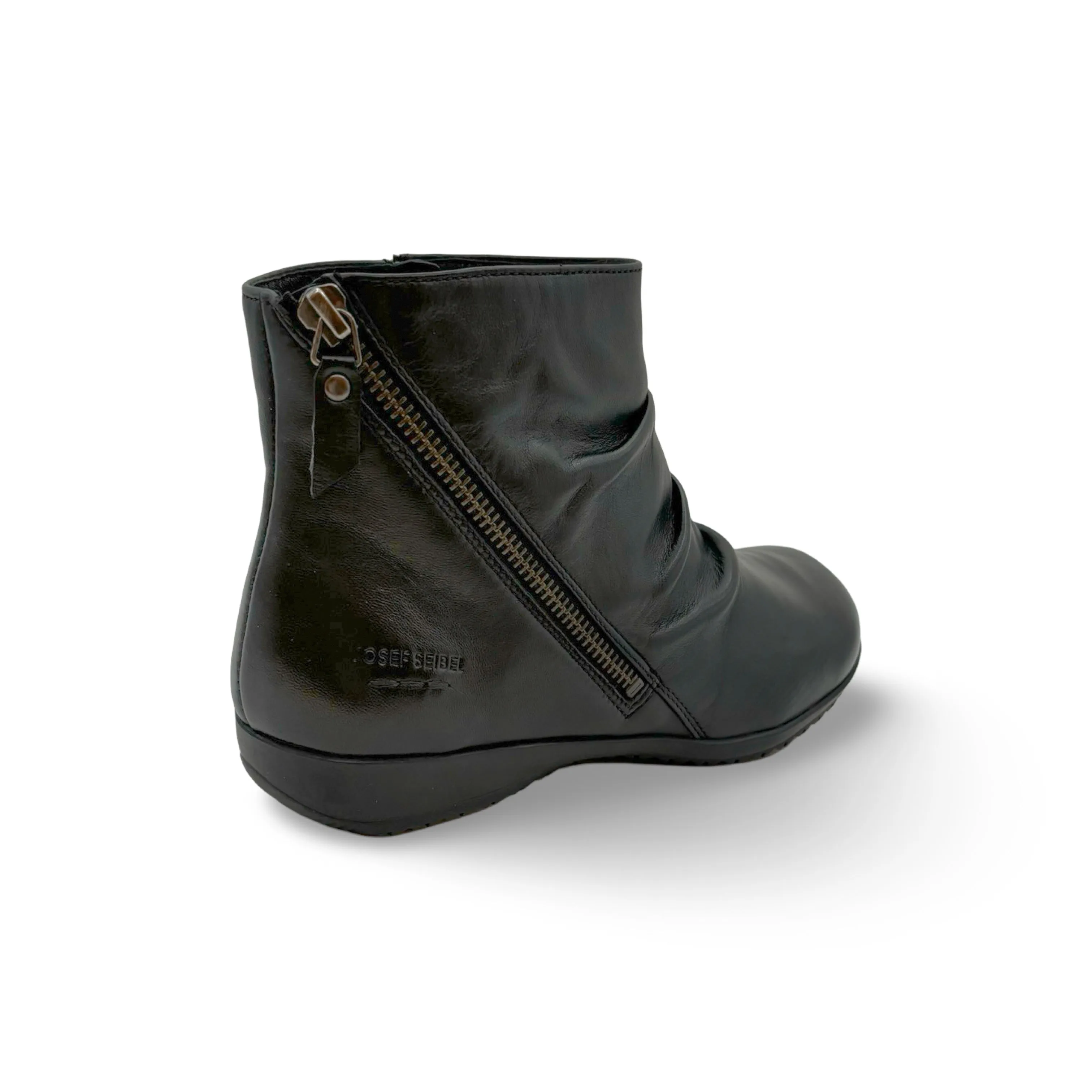 Naly 61 Black Bootie